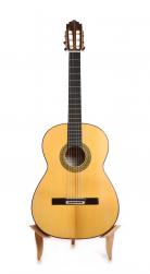 Graciliano Pérez flamenco guitar blanca